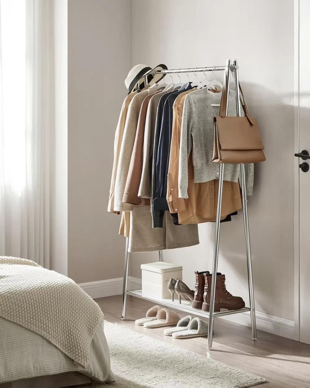 Fashion Portant à vêtements en acier avec tringle et étagère 33,5 x 92,5 x 153 cm argent Chambre | Penderies & Portants